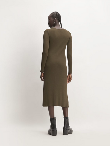 The Ribbed Scoopneck Dress